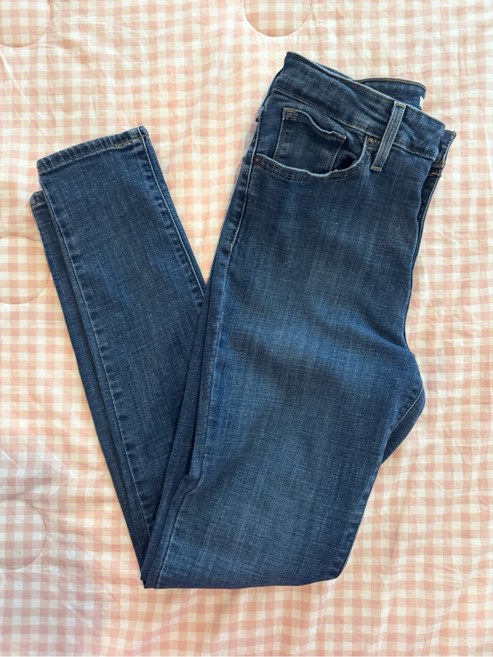 Classic Levi’s 29W/32L (tall) Women's Dark Blue Skinny Jeans